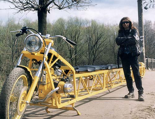 Олег Рогов и самый длинный мотоцикл