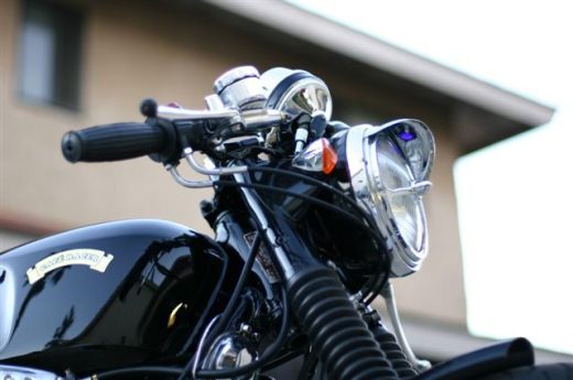 Каферейсер Honda CB750 Black Bandit