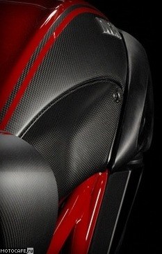 Цена и другие подробности о Ducati Diavel