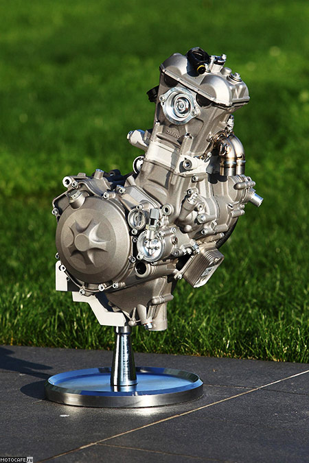 KTM представила 250-кубовый двигатель для Moto3