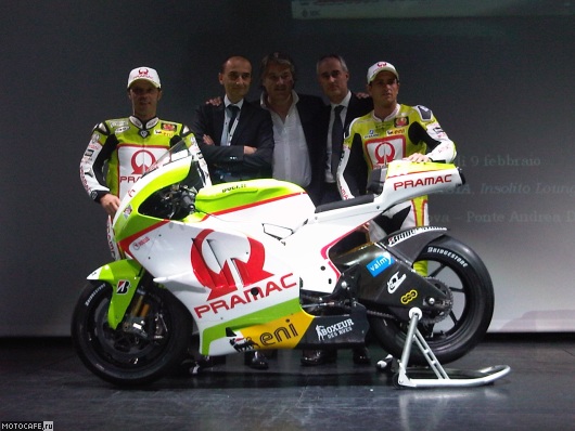 MotoGP 2011: Презентация команды Pramac Racing Team и Ducati Desmosedici GP11 в фирменной расцветке