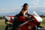 Девушка и Cagiva Mito 125
