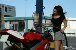 Девушка и Cagiva Mito 125