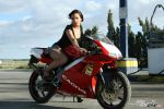 Девушка и Cagiva Mito 125