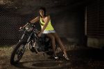 Девушки и мотоциклы - Calvin Wallace