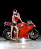 Darren Chang: девушка и спортбайк Ducati 1098S