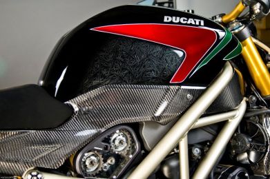 Тюнинг Ducati Streetfighter S от Motovation