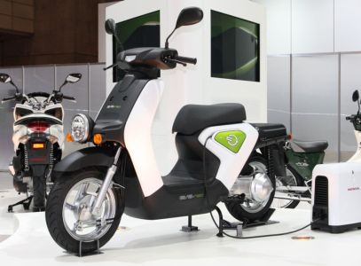 EVE-neo - городской утилитарный электрический скутер