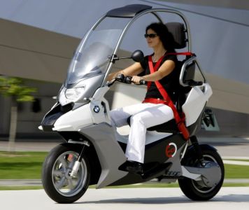 Концепт электро-скутера BMW C1-E