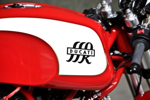 Каферейсер Radical Ducati Café Veloce