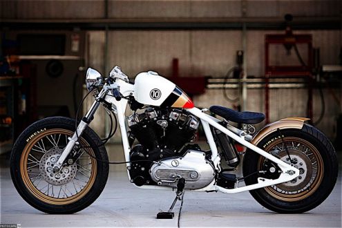 Формульный болид и классический Harley в кастоме Look Right