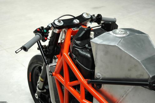 Шасси Bottpower Bott M210 для Moto2