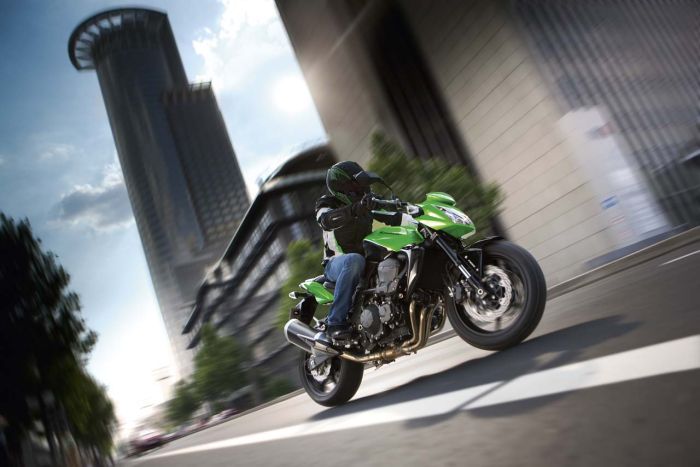 Мотоцикл Kawasaki 2009 z750 