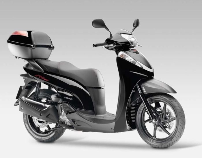 Honda SH125, SH150 и SH300 2010 