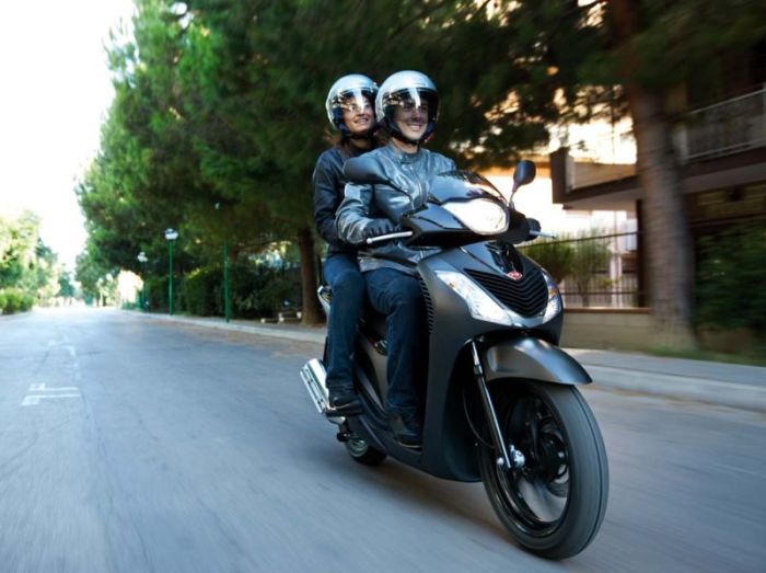 Honda SH125, SH150 и SH300 2010 