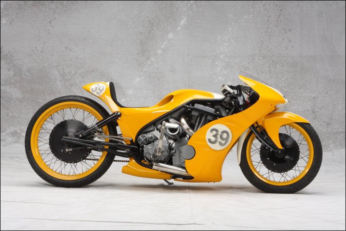 Amd custom bike top
