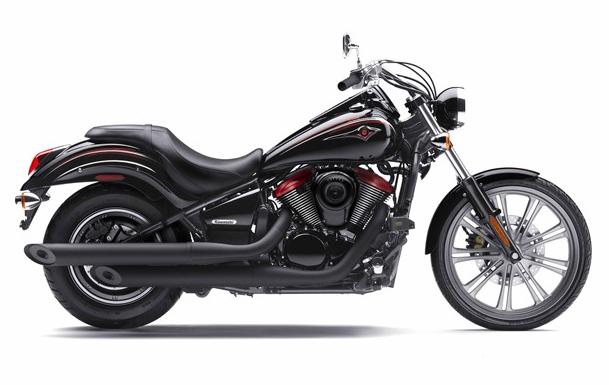 Kawasaki Vulcan 900 Custom Ebony Special Edition