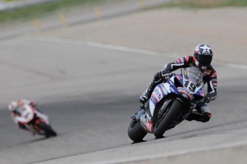 WSBK 2009: Ben Spies побеждает в Miller Motorsports Park